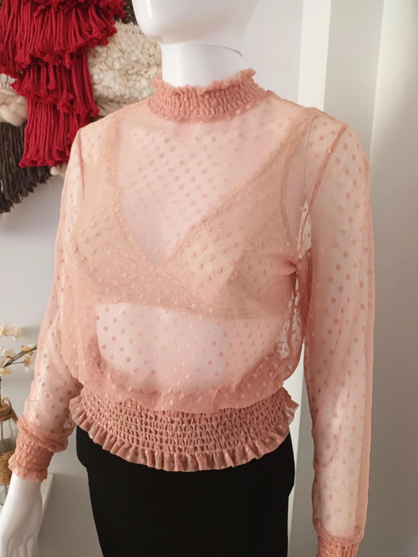 Halftransparante tuleblouse met T.M kanten top – photo 5